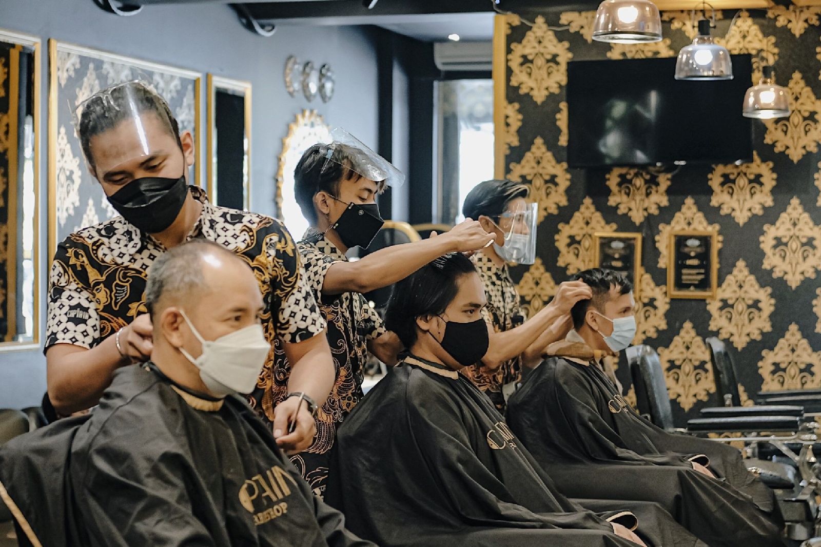 8 Barbershop: Sentra Kesehatan & Kecantikan yang Menyatu dengan Kehidupan Warga Cilacap